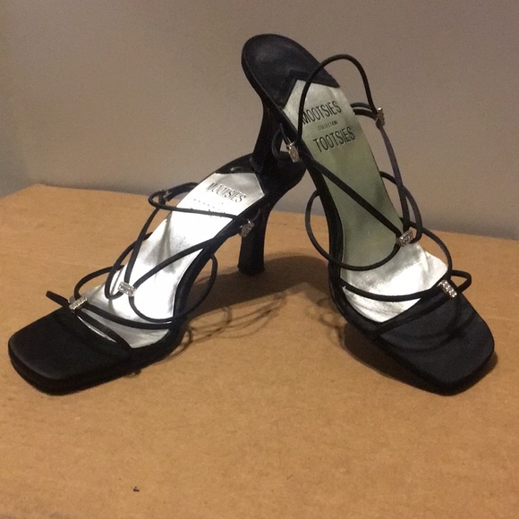Mootsies Tootsies Shoes - Almost new elegant black sandals with 3” heels